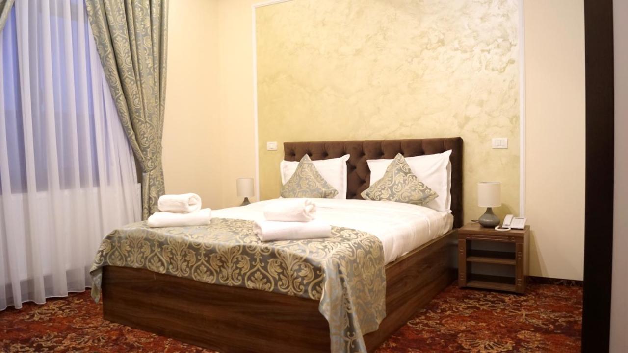 Focşani Pensiunea Romeo Resort מראה חיצוני תמונה